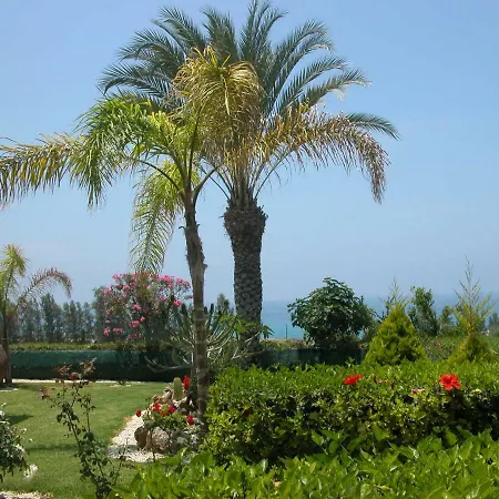 Bananorama Villa *